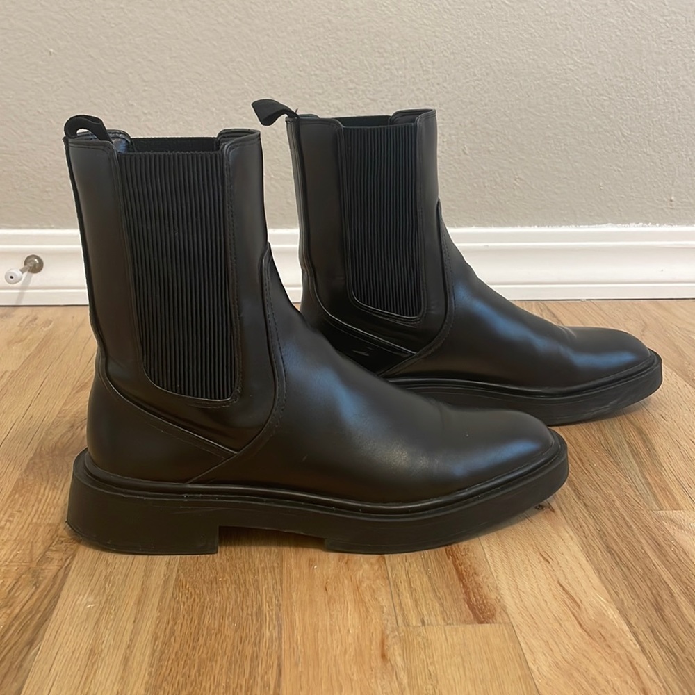 Black Zara Boots size 41/US 10